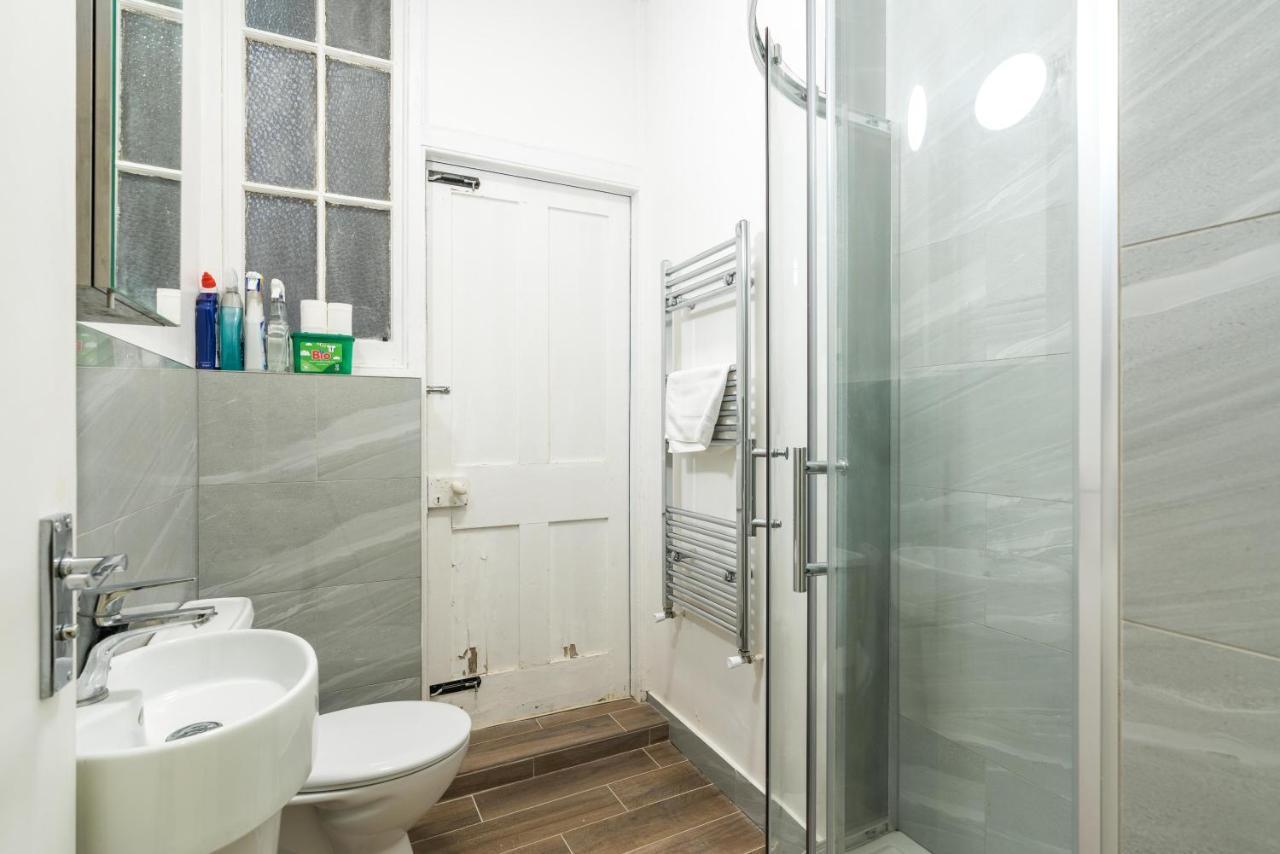 Chic & Cozy: South Kensington Studio Лондон Екстер'єр фото